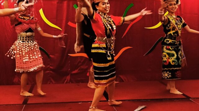 sarawak culture dance 02